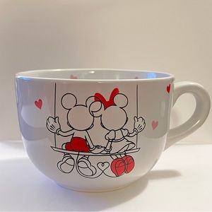 Disney Mickey and Minnie Mouse Valentine’s Day Jumbo Soup Mug